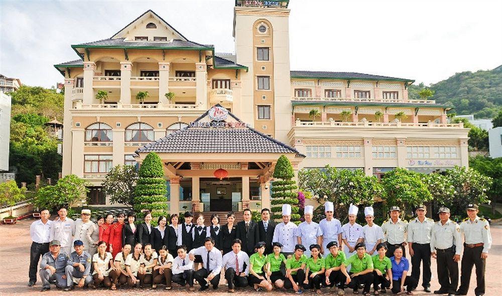 Beachfront Hotel Vung Tau Exterior photo