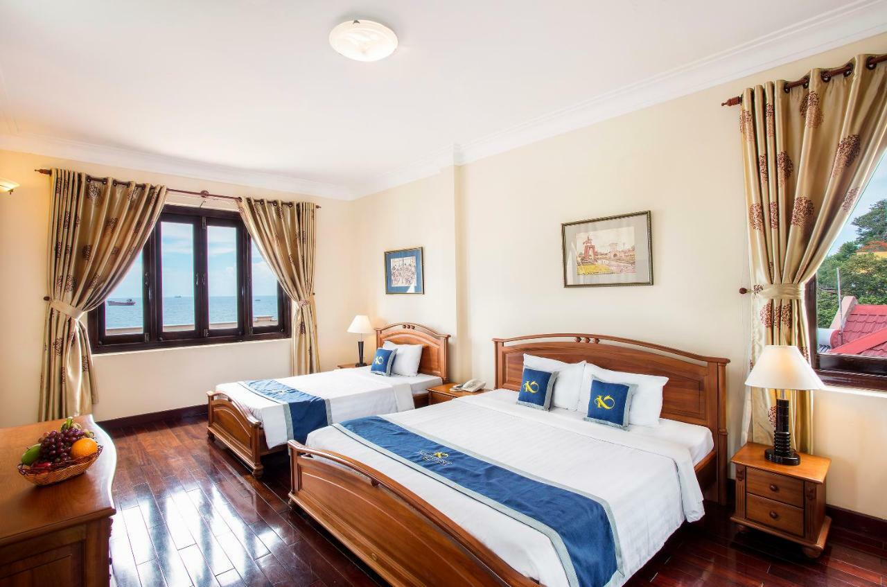 Beachfront Hotel Vung Tau Exterior photo